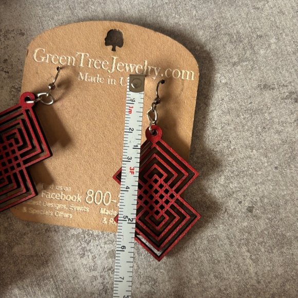Green Tree Jewelry Earrings Lightweight Laser Cut Wood 2 pairs - Picture 11 of 11